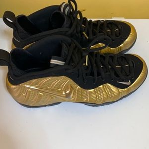 Nike Foamposite Gold/Black